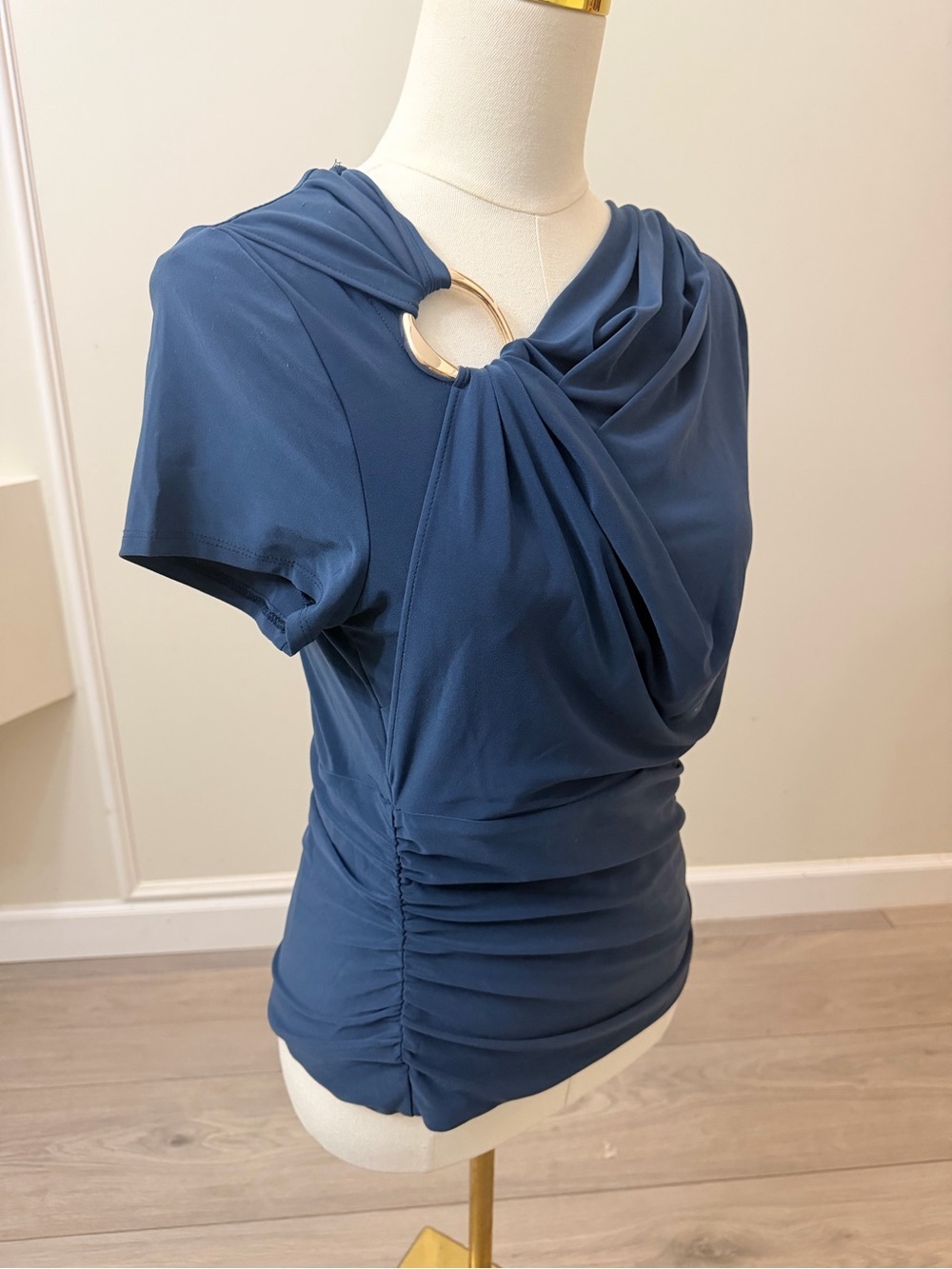 White House Black Market Navy Short-Sleeve Draped Top with Ring Accent - Picture 5 of 6